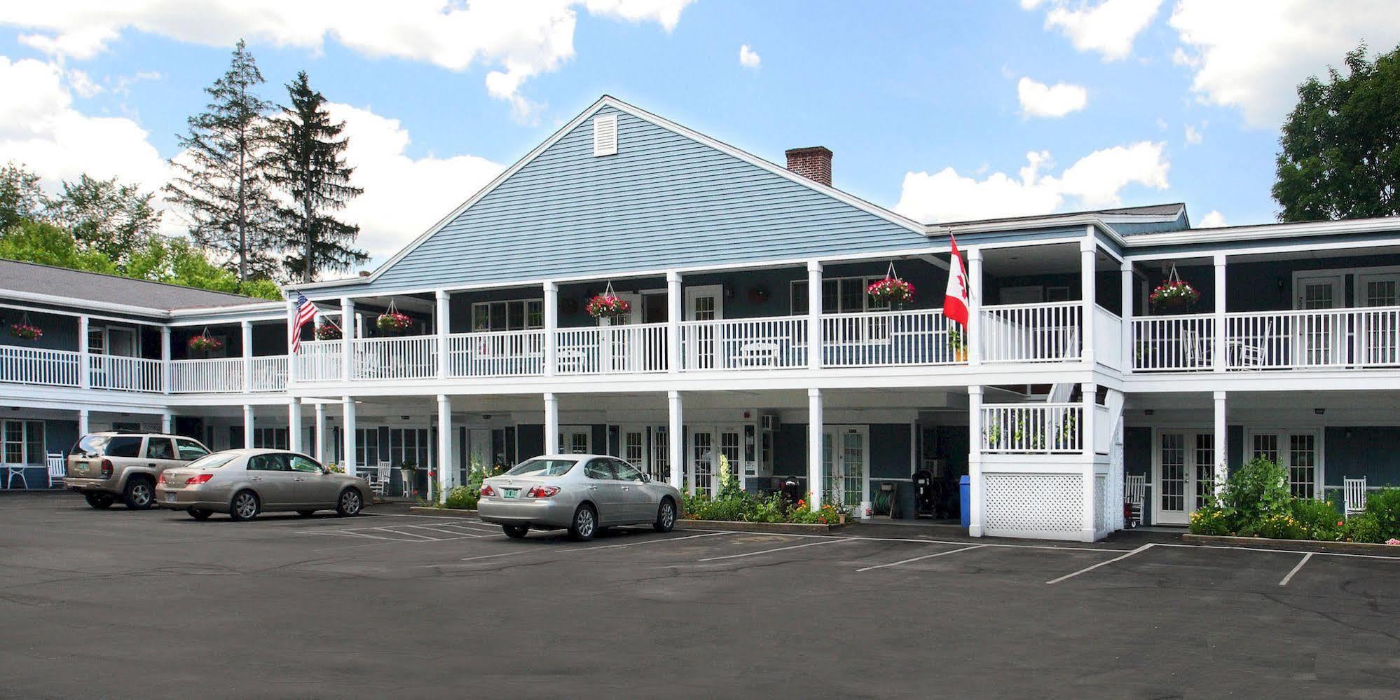 The Shire Woodstock Hotel Exterior photo
